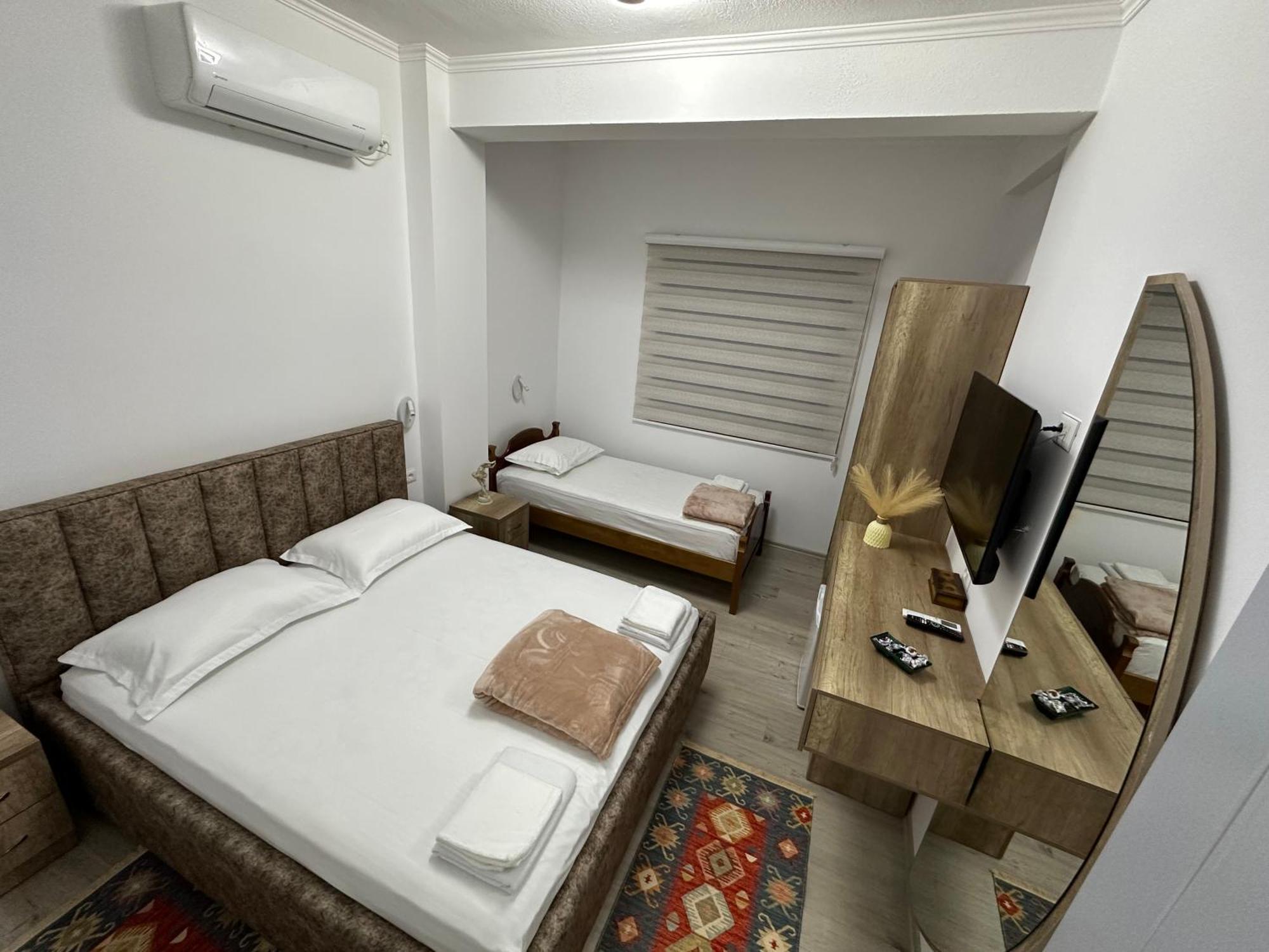 Lola'S Rooms Gjirokastër Exteriér fotografie