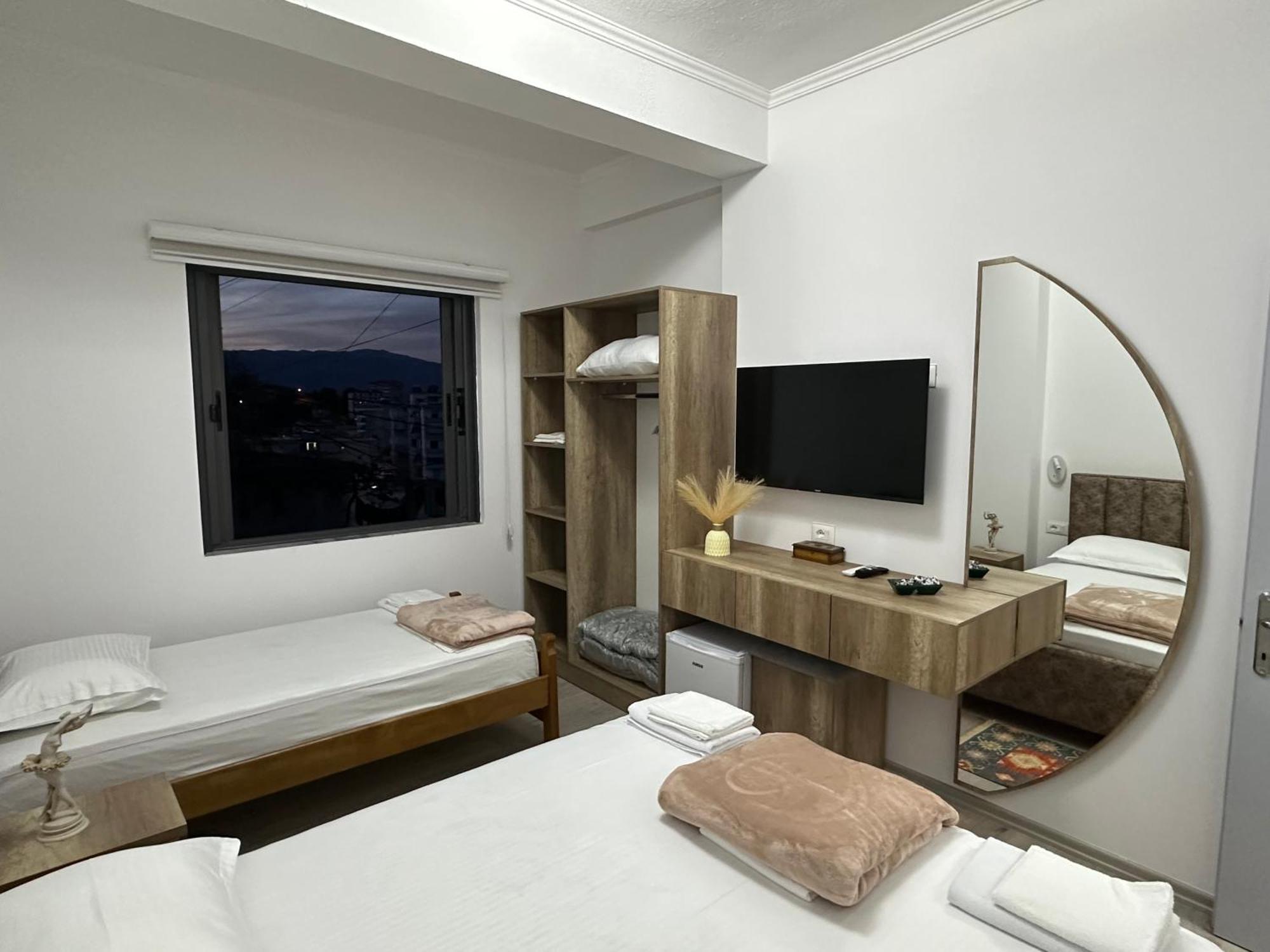Lola'S Rooms Gjirokastër Exteriér fotografie